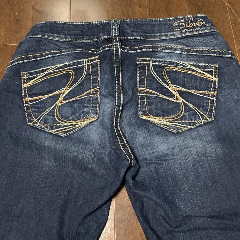 Silver Jeans - Picture 3 of 5